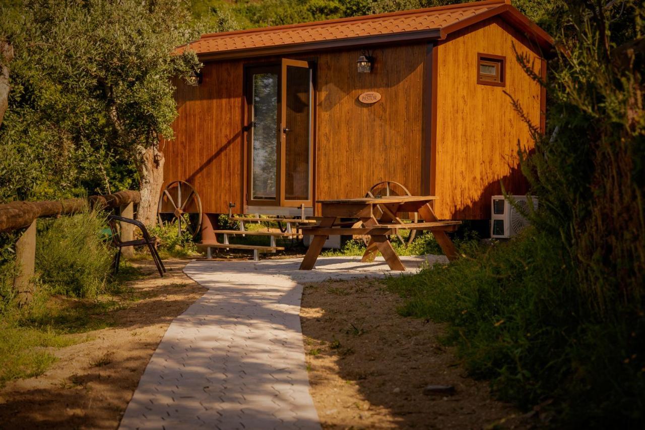 Arrabia Guest Houses Glamping Raiva ภายนอก รูปภาพ